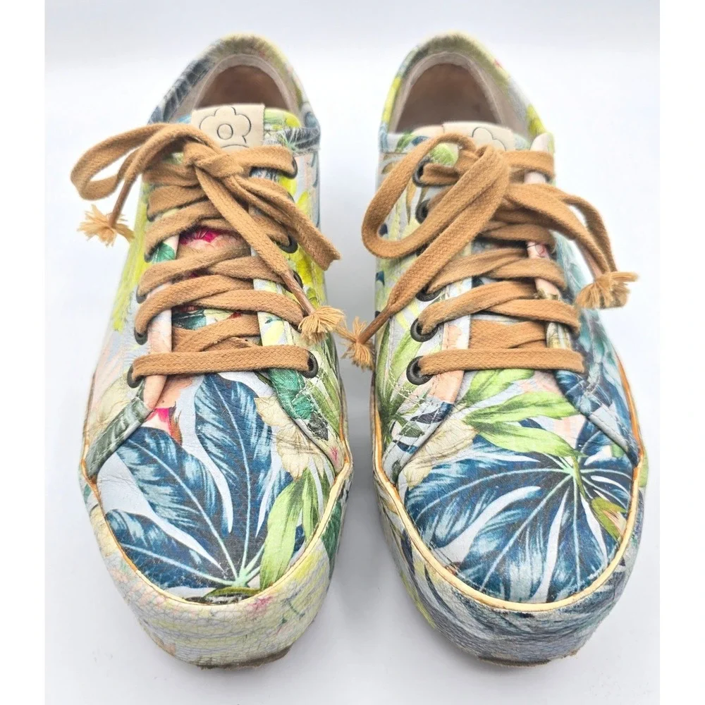 Rare FARM Rio Brazil Tropical Botanical Floral Leather Platform Sneakers 38 US 8